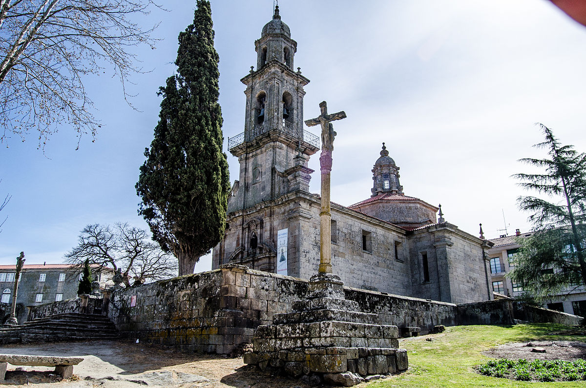 Iglesia_de_San_Benito._Allariz_(Orense).jpg